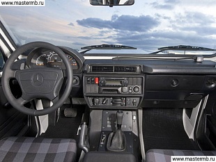 Детальное фото автосервиса Mercedes 250 GD W461 2.5 MT